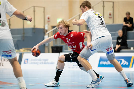 Guifs Eric Johansson och Redbergslids Elliot Stenmalm