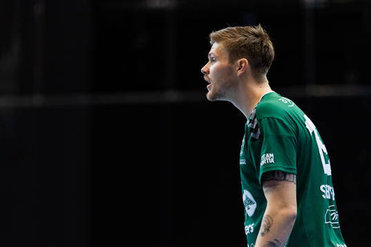 Varbergs Erlend Sund reagerar