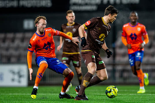 Jørgen Hatlehol of Aalesund and Sondre Johansen of