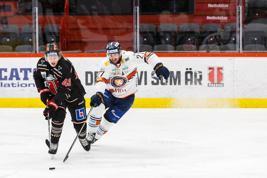 Örebros Robin Salo och Växjös Martin Lundberg