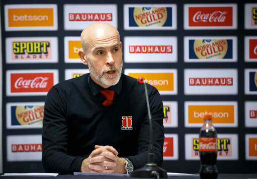 Örebros assisterande tränare Christer Olsson på