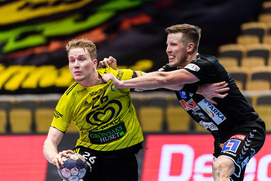 Sävehofs Jonathan Edvardsson och Kristianstads Adam