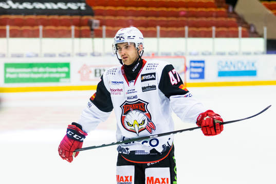 Malmö Redhawks Adam Johnson deppar