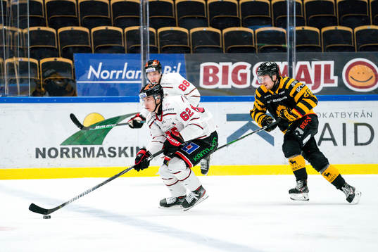 Skellefteås Jesper Frödén och Örebros Robert Leino