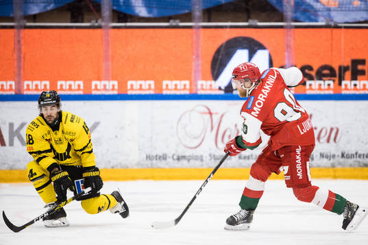 Västerås Steven Iacobellis täcker skott från Moras