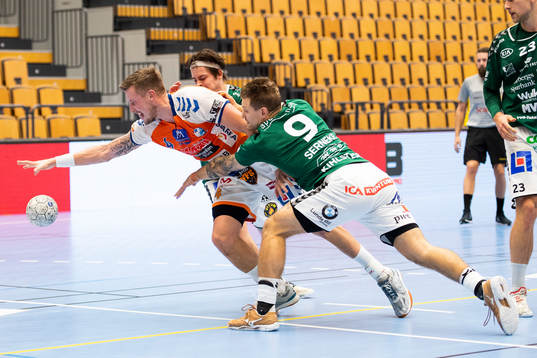 Kristianstads Adam Nyfjäll och Varbergs Oscar Kihlstedt