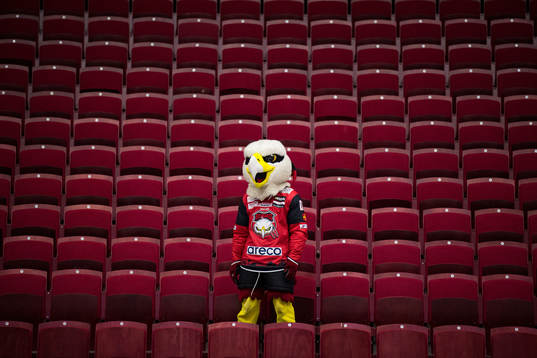Malmö Redhawks maskot Hawkan