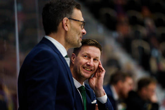 Färjestads assisterande tränare Peter Popovic och