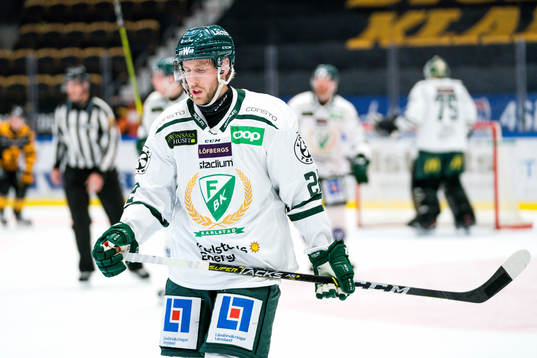Färjestads Per Åslund deppar
