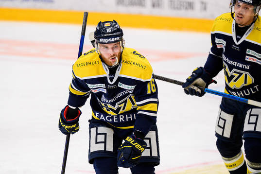 s Filip Sandberg jublar