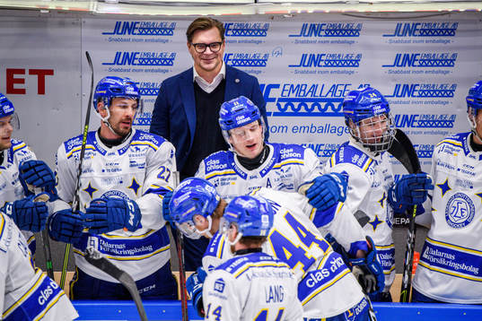 Bläddra bland fler bilder av Ishockey, SHL, HV71 - Leksand