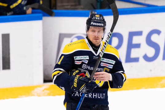 s Simon Önerud deppar