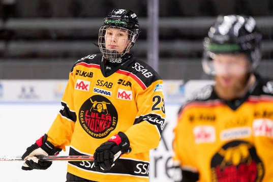 Luleås Fabian Lysell innan ishockeymatchen i SHL mellan