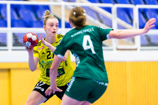 Sävehofs Ida Staxen Lagerbon och Skurus Alexandra