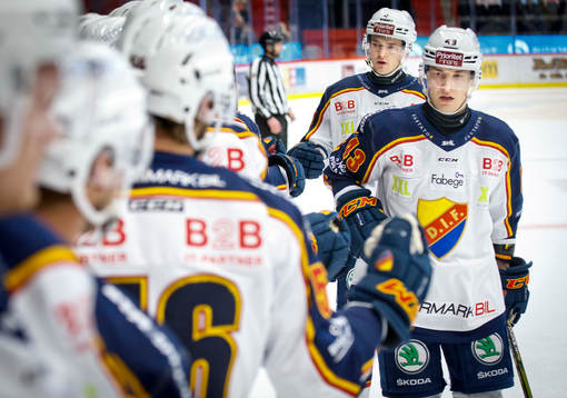 Djurgårdens Tom Nilsson jublar vid 0-1-målet