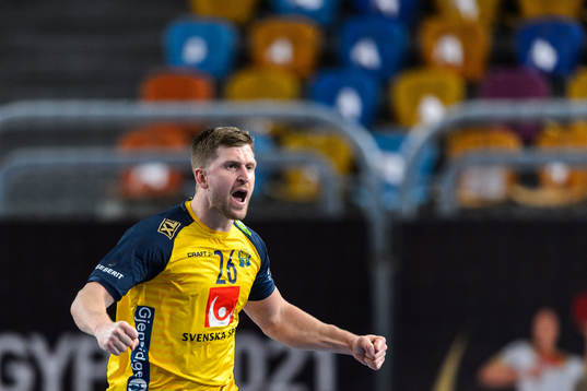 Linus Persson celebrates