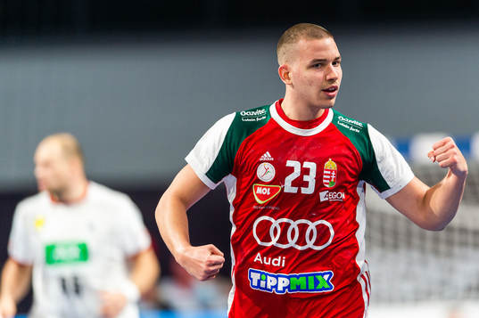 Dominik Máthé of Hungary celebrates