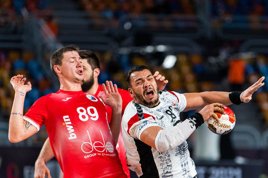 Dmitrii Zhitnikov of Russia and Mohammed Mamdouh of Egypt