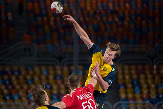 Jonathan Carlsbogård of Sweden