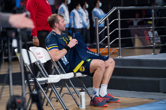 Max Darj of Sweden looks dejected