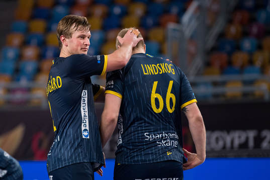 Jonathan Carlsbogård and Anton Lindskog of Sweden looks