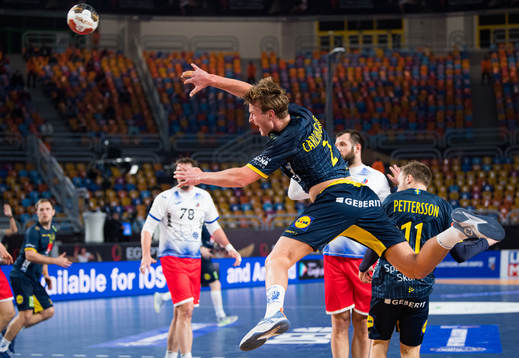 Jonathan Carlsbogård of Sweden