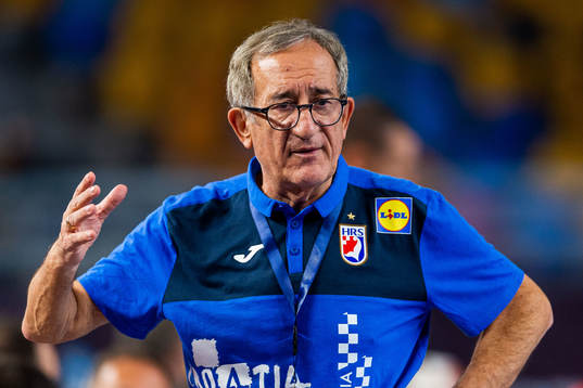 Lino Cervar, head coach of Croatia reacts