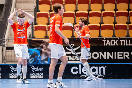 Höllvikens Linus Bergström deppar