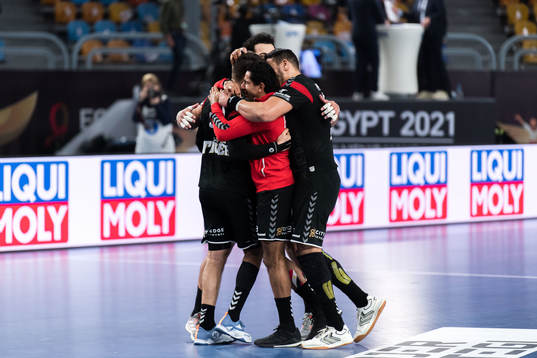 Players of Egypt celebrates