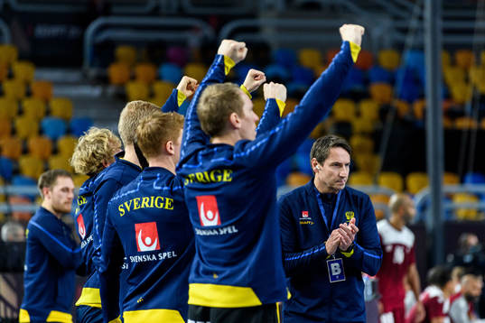 Glenn Solberg, head coach of Sweden celebrates