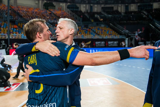 Max Darj and videocoach Mikael Franzén celebrate