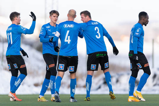 Halmstads spelare jublar