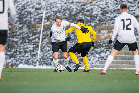 Landskronas Måns Ekvall  och Mjällbys Joel Nilsson