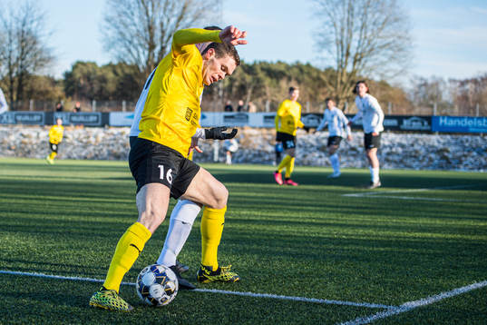 Mjällbys Jacob Bergström  och Landskronas Filip Olsson