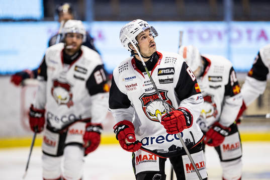 Malmö Redhawks Matt Puempel jublar