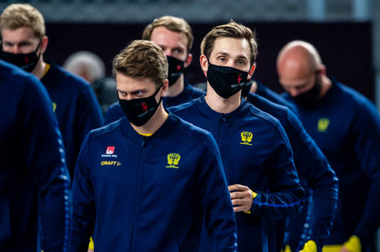Hampus Wanne of Sweden looks dejected