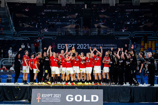 Players of Denmark  celebrates