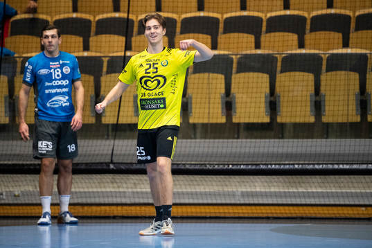 Sävehofs Malte Celander jublar