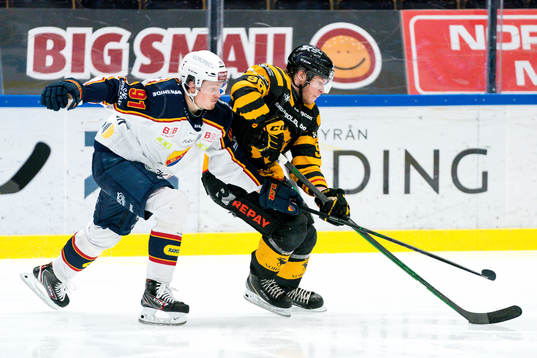 Skellefteås Rickard Hugg och Djurgårdens Linus Andersson