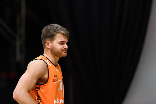 Norrköpings Hampus Åhlin deppar