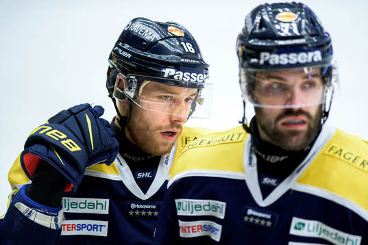 s Filip Sandberg och Linus Fröberg deppar