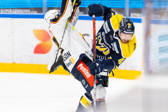 s Miska Siikonen