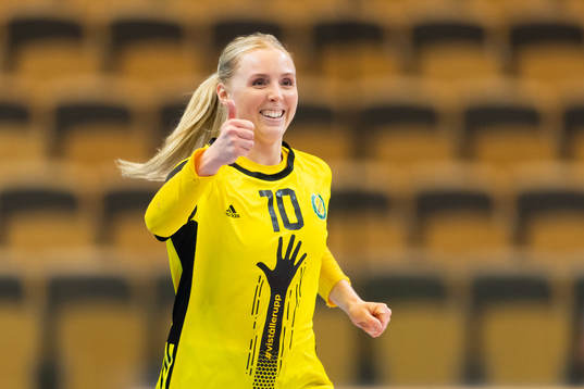Sävehofs Hanna Örtorp jublar