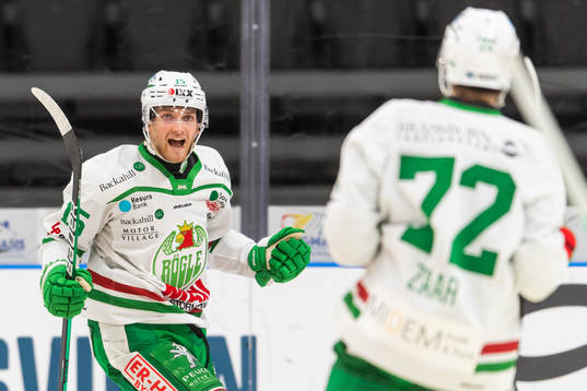 Rögles Simon Ryfors jublar