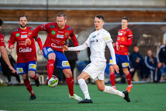 Gauthiods David Svensson och Helsingborgs Viktor Lundberg