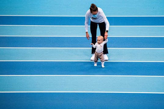 Astrid Mangen Ingebrigtsen and her daughter Ellie