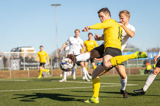 Mjällbys Jacob Bergström mot Landskronas Johan Rapp
