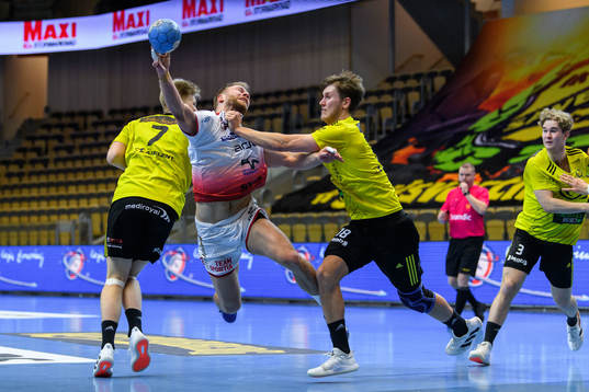 HK Malmös Anton Blickhammar och Sävehofs Pontus Brolin