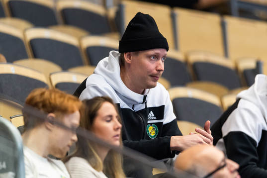 Sävehofs Christoffer Brännberger på läktaren