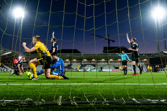 Elfsborgs Per Frick jublar